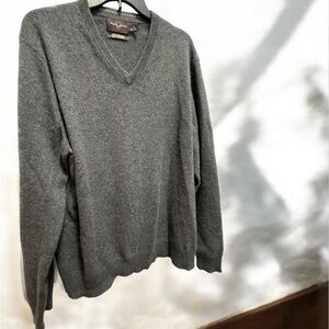 Black Brown 1826 size Large grey 100 % cashmere wool sweater